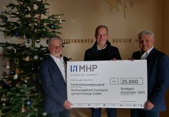 MHP Management- und IT-Beratung GmbH: 25.00,00 €