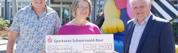 Frau Bettina Janson: 1.210,00 €